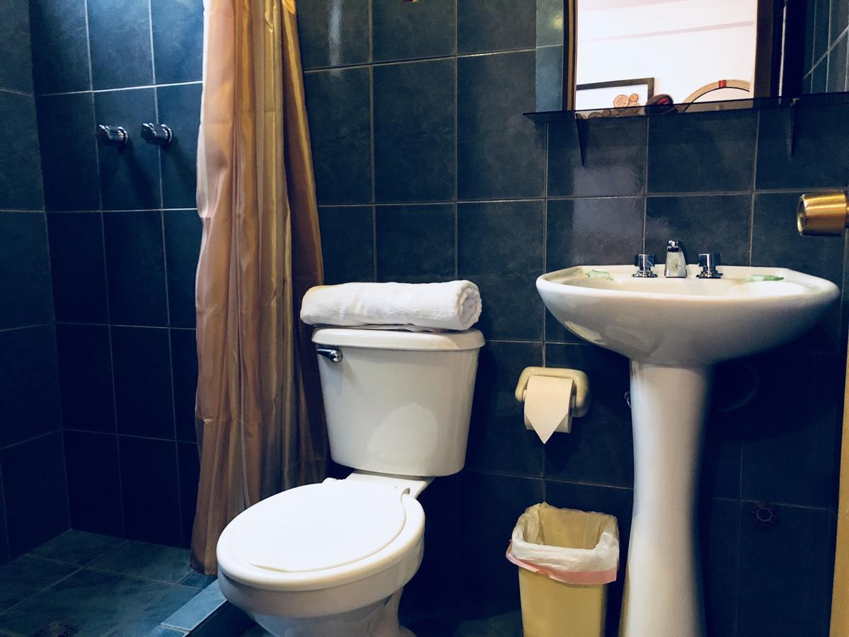 Hostel Porvenir ลาปาซ ภายนอก รูปภาพ